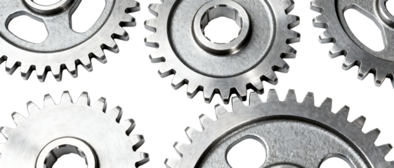 精密に並んだ金属ギアのトップビュー構図で表現する機械的デザイン｜背景なし・透過PNG・コピースペース