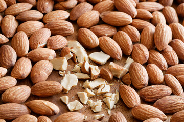 アーモンド