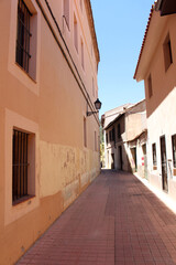 Street near Alcalá Cathedral (taken in July 2024)