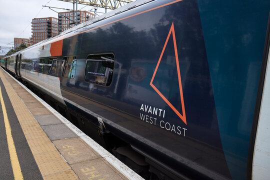 Watford, UK, July 6, 2025; Avanti West Coast  train featuring Avanti logo at Watford Junction Station, ready to depart