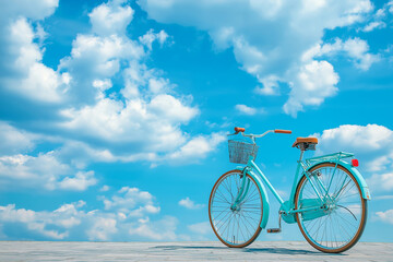 Fototapeta premium 青空に佇む自転車