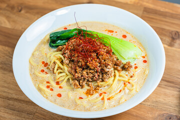 豆乳ごま担々麺