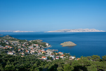 Fototapeta premium The small fishing village of Sveti Juraj on the Croatian coast