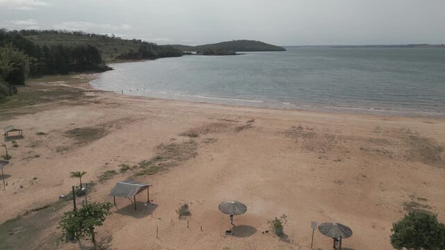 Represa Lago Lagoa Paranapanema &Aacute;gua Paisagem Praia Prainha Piraju Interior S&atilde;o Paulo Brasil Natureza Litoral Doce Ver&atilde;o Turismo Viagem Beira &Aacute;gua C&ecirc;nico Tropical Horizonte Azul Reflexo Costeira