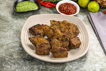 Grilled beef barbecue with spises