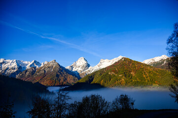 Herbstnebel vor Spitzauer und Großem Priel