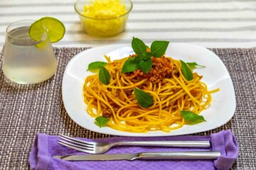 The most traditional spaghetti bolognese, well-lit and well-framed photo