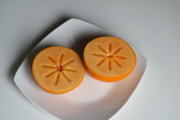 秋の味覚　甘い柿