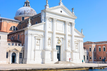 イタリアのヴェネツィアにあるサン・スタエ教会