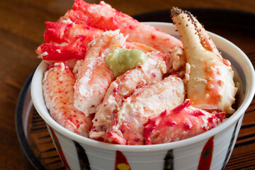 かに三色丼