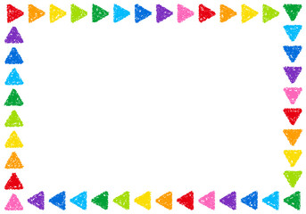手描きのクレヨン素材　背景　三角模様のフレーム