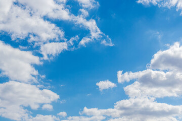 Fototapeta premium 秋の空 昼の青空と雲45