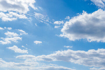 Naklejka premium 秋の空 昼の青空と雲53