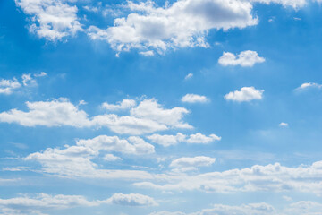 秋の空　昼の青空と雲64