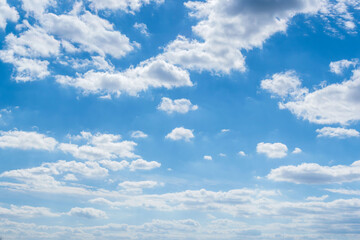 秋の空　昼の青空と雲67