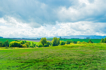 光と影の丘、北海道美瑛　Hills of Light and Shadow, Biei Hokkaido