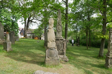 Fototapeta premium Grabsteine im historischen Friedhof Camposanto Buttstädt in Thüringen