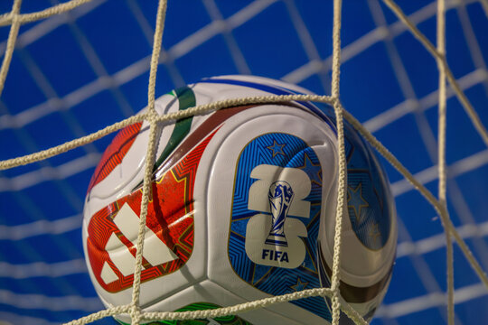 ADIDAS TRIONDA, offizieller Spielball des FIFA World Cup 2026