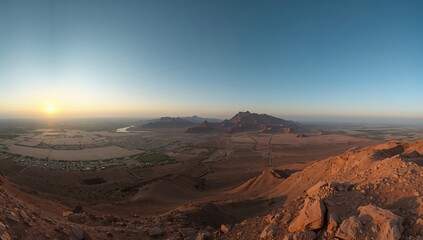Obraz premium Sunrise over the sacred peak known as the Mount of Ten Commandments in the desert peninsula