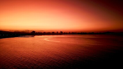 Naklejka premium Beautiful Sunset Over the Ocean Golden Hour Landscape in Brazil