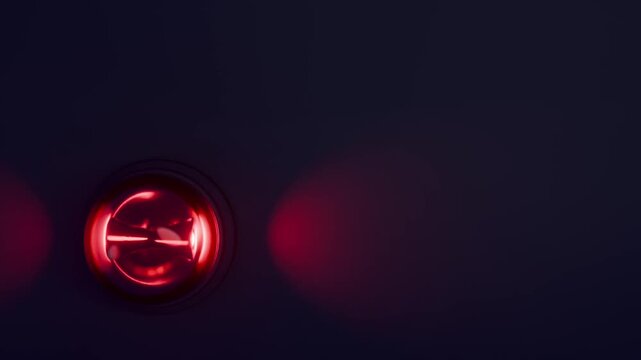 moderne Alarmsirene mit heller roter Signalleuchte - Gefahr und Sicherheit, Warnung f&uuml;r Risiko, Notfall und Schutzsysteme in moderner Sicherheitsumgebung, Technologie, Hilfe, Rettung, Einbruch, Feuer