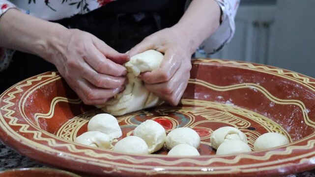 Step-by-Step Preparation of Traditional Moroccan Rfissa Dough with Fenugreek and Lentils &mdash; Handmade in Kitchen