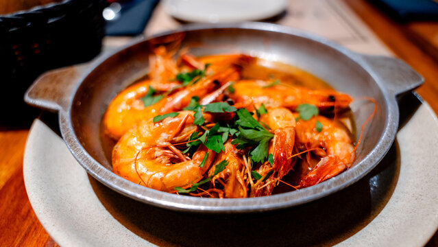 Fried prawns with Azorean chili sauce and piri-piri