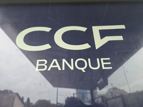 CCF logog of Cr&eacute;dit commercial de France on a window.