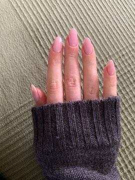 pink nail polish