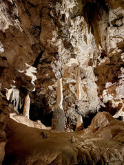 Magnificent formations inside Oregon caves