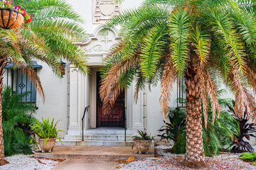 Peaceful tropical villa in a green and lush residential area