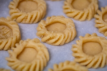 Making butter cookies