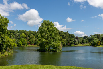 Fototapeta premium Landscape photo of the lake at Stourhead Gardens in Wiltshire