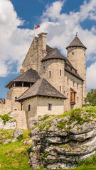rebuilt old castle in Bobolice © Krzysztof Bubel