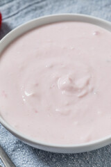 Healthy Cold Raspberry Greek Yogurt