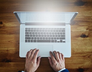 [Industry]- [Specific Activity] dengan [Technology] di [Environment] -- Commercial