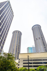 Obraz premium Modern Buildings and Skyscrapers on Seattle City Street