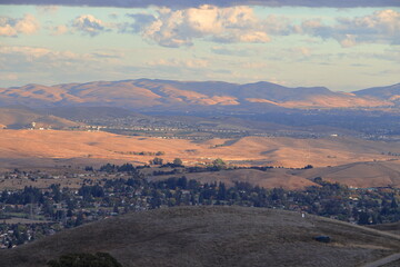 Sunset in the East Bay hills at Bishop Ranch Open Space, California