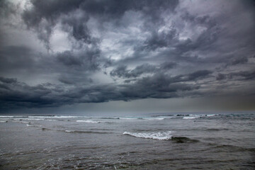 奄美大島の初冬の海の色。