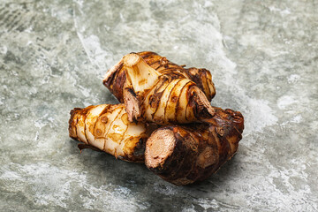 Natural organic raw ginger root