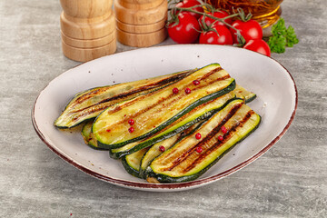 Grilled young zucchini for snack