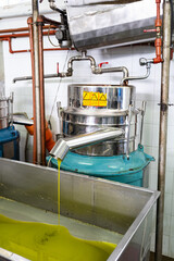 Frantoio, olive, spremitura, olio, penne, abruzzo, Italy, Europe