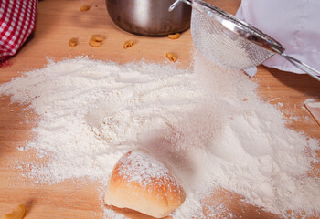 cocina italiana de madera y ladrillo