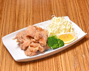 鶏肉の唐揚げ