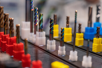 Flat or square solid carbide endmill tools. The cutting tool for CNC turning and milling machines. Tools for machining on lathes and milling machines. End mills for machining on numerical machines