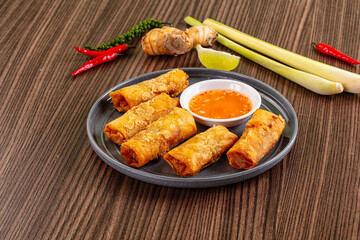 Vietnamese deep fried spring roll