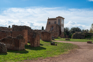 Casina Farnese, renaissance building on top of the Palatine Hill, within the archaeological park of the Colosseum, Rome, Italy  © Paolo