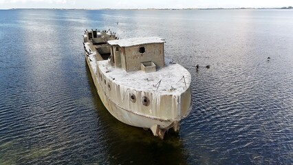 Natur Urlaub Meer Sand Strand Sonne Wolken Betonschiff Wismar Hafen Redentin Boot Schiff Lost Place...