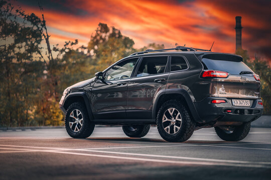 Jeep Cherokee Trailhawk at sunset. Kyiv, Ukraine 2023.