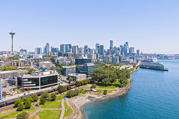 Seattle skyline on a sunny day in June